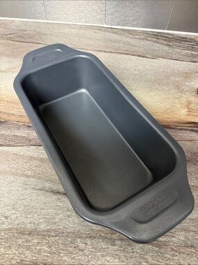 All-Clad Loaf Pan